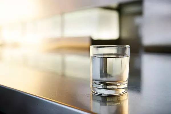 趙皖平代表建議：加快可靠飲用水源建設(shè)，確保農(nóng)村飲水安全